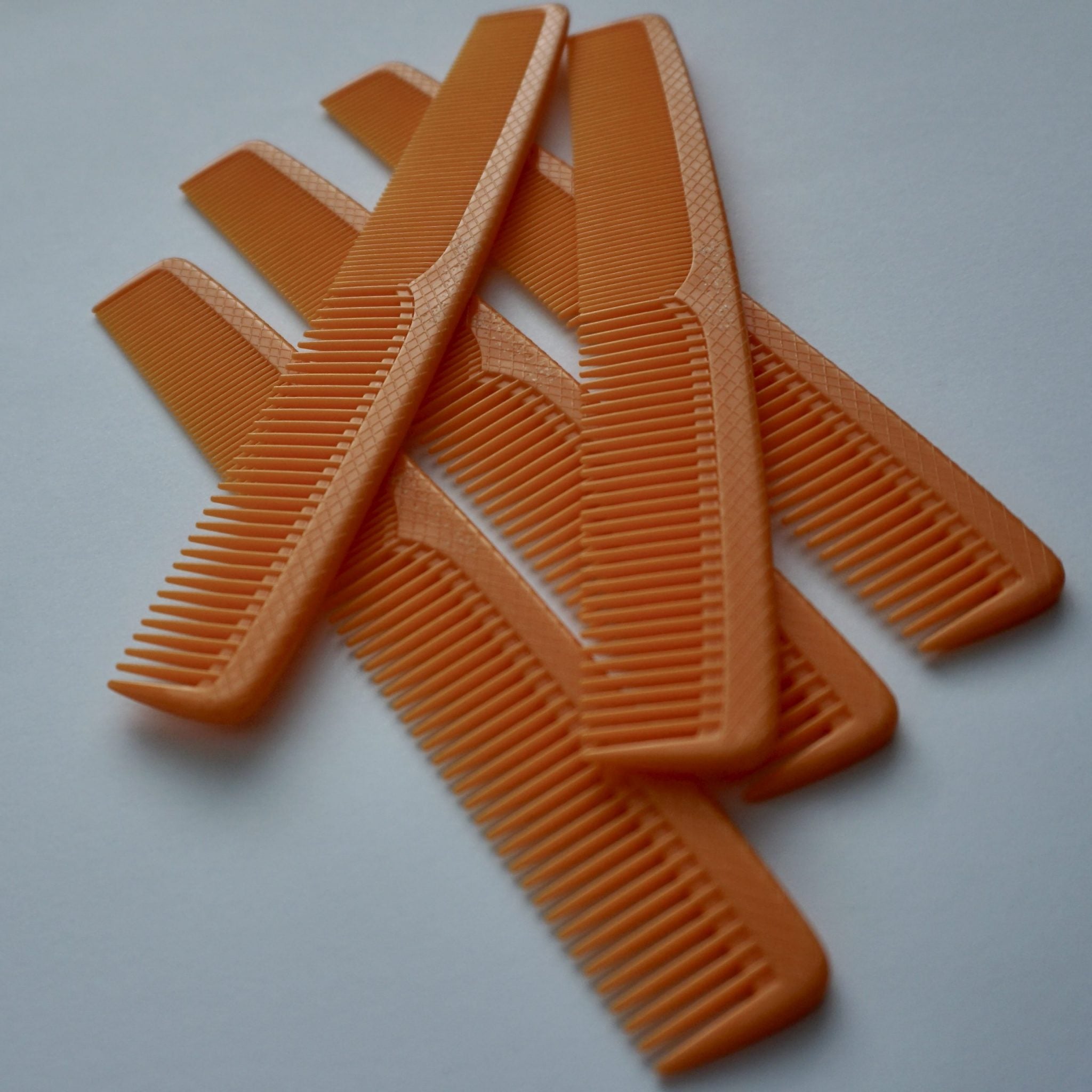 Mizutani Cesibon fésű